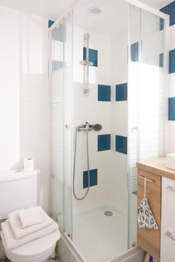 Spacious Studio In The Center Of Montmartre Paris Exterior photo
